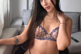 This phat ass neeeds it - Image 6